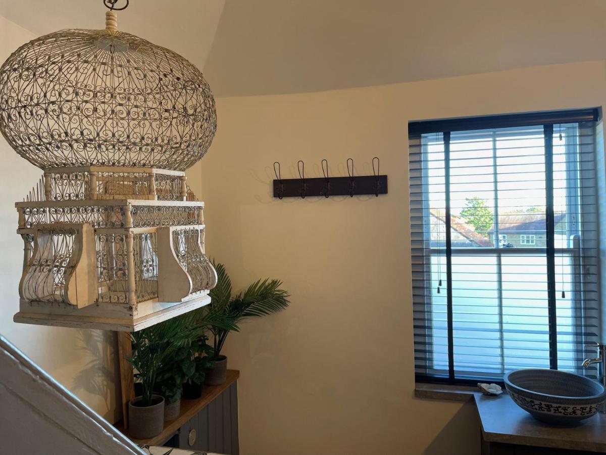 Fabulous Apartment Seconds From Beach By Whitstable-Holidays, Pudding Pan Dış mekan fotoğraf